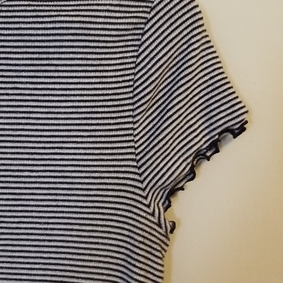 Gap t-shirt - Picture 2 of 3